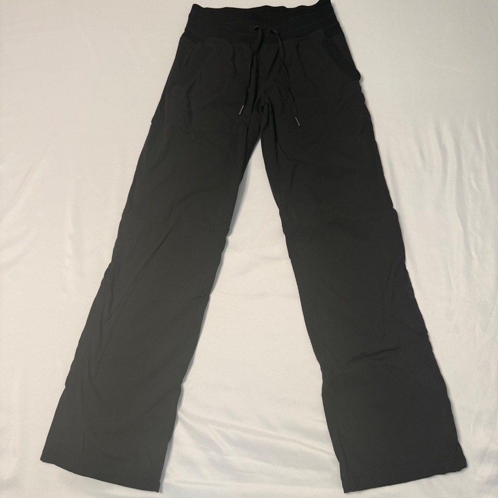 Lululemon Women's Size 4 Black Cropped Flare Yoga Pants Ribbed Waist Y2K